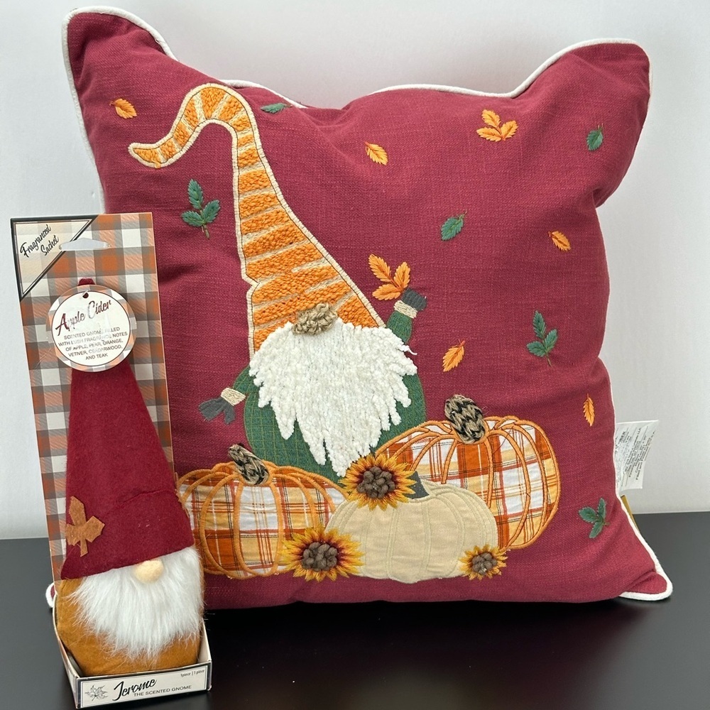 Gnome Pumpkin Fall Pillow and Apple Cider Scented‎ Gnome decoration - Picture 11 of 12